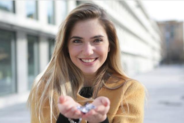 如果你用华为手机拍照，记得开启这3个功能，拍出的照片自带美感