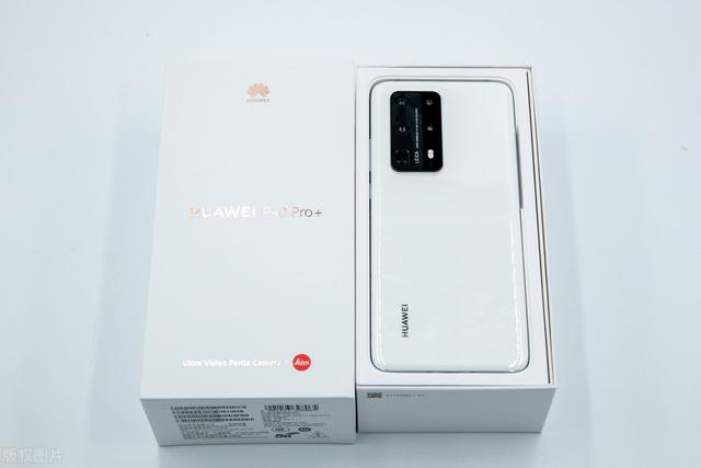 华为新专利显示 未来可以替换镜头的手机拍照方案？