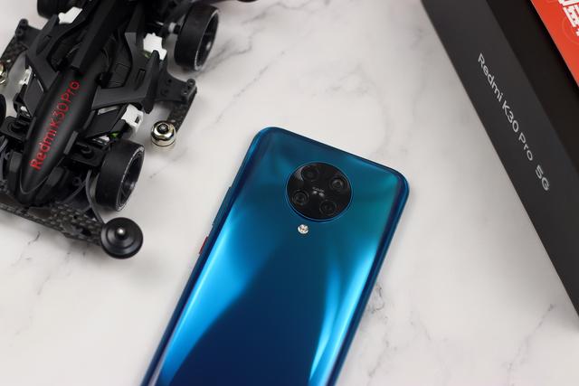 中端手机性价比排名重新洗牌:小米第一、荣耀第四,最强王者诞生