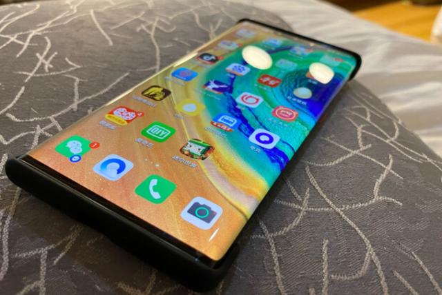 数亿花粉始料未及!华为Mate40新特性突然被确认,网友:太良心了