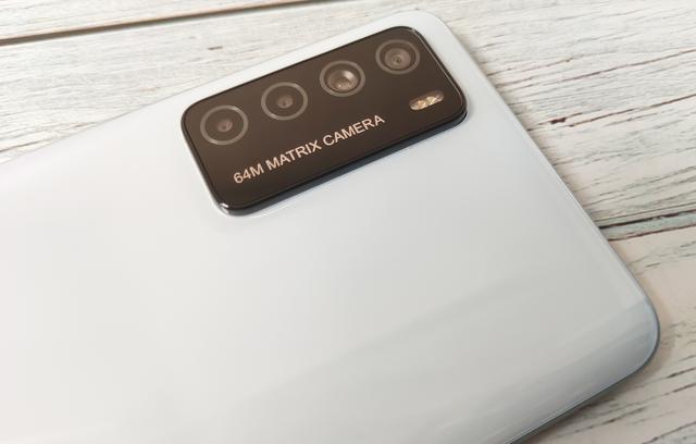 千元档5G真香机来了！荣耀Play4上手体验：聊聊它的优缺点