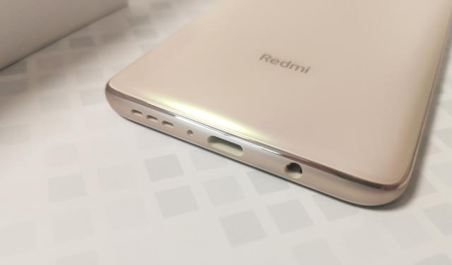 5G时代的真香旗舰！Redmi 10X Pro上手评测：买到就是赚