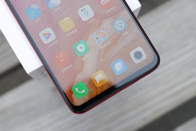 雷军爆发了，30W+4500mAh+5G仅1299，买到就是赚