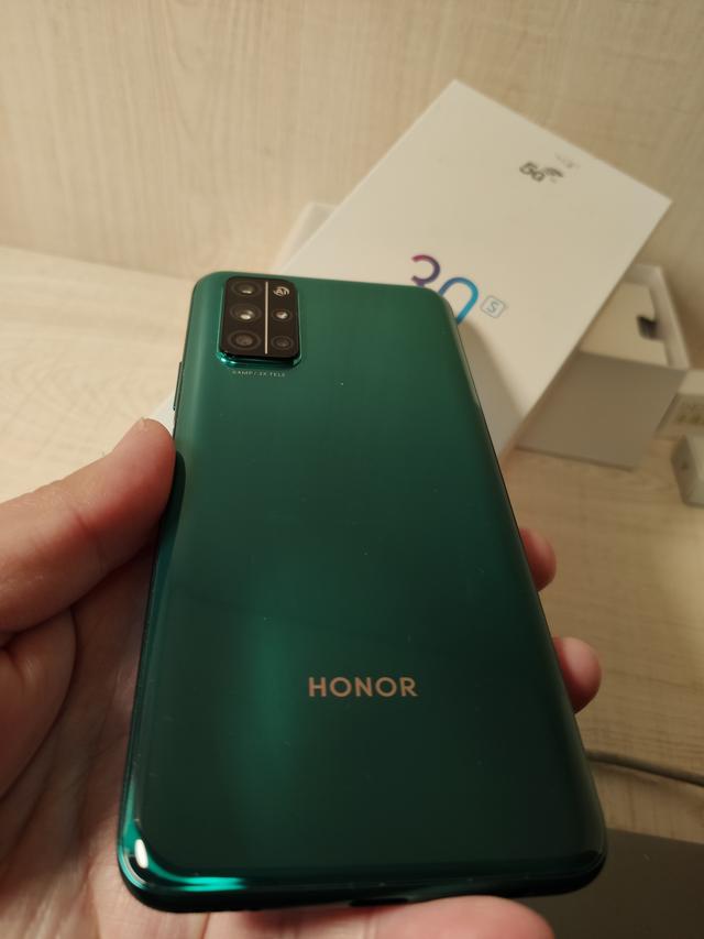 荣耀30S真机上手，憋了一肚子心里话，不吐不快！