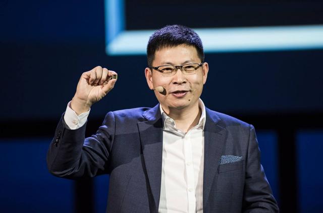 华为正式官宣EMUI 10.1，P40系列率先支持，你期待吗？