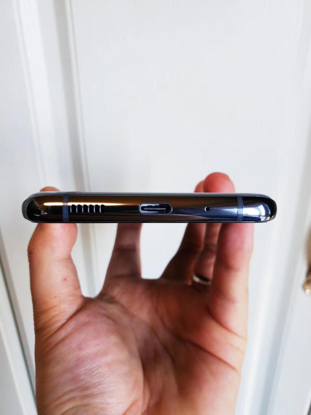 9999元起！三星S20 Ultra正式发布：5000mAh+100倍变焦+6.9英寸