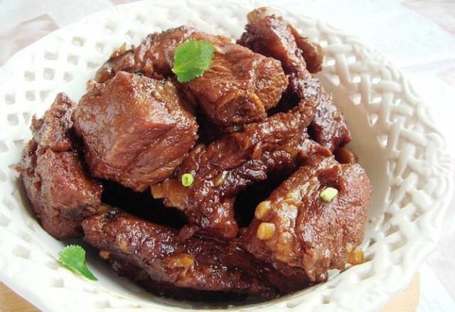 牛肉怎么炖煮好吃，肉质又嫩又鲜