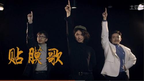 手机贴膜教程，学会以后不求人