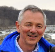 贝索斯宣布地球基金 CEO 人选，10 年要花光 100 亿美元应对气候变暖