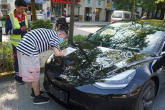 拼多多：首位团购车主顺利提到特斯拉 并已办理保险 想知道为什么？