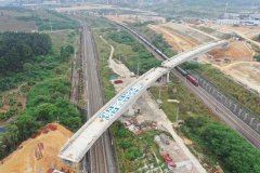 贵南高铁 2023 年通车，南宁到贵阳只需 2 个多小时