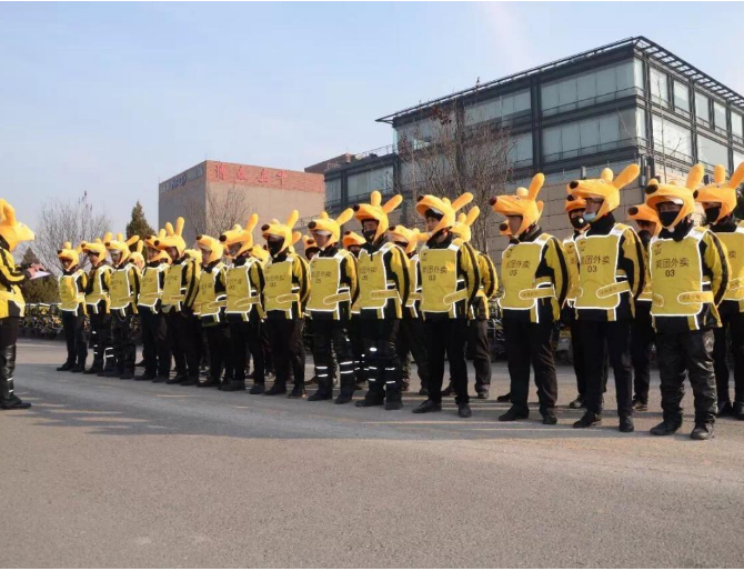 外卖行业或要变天？继阿里后，美团也遇到事了，他到底干了啥