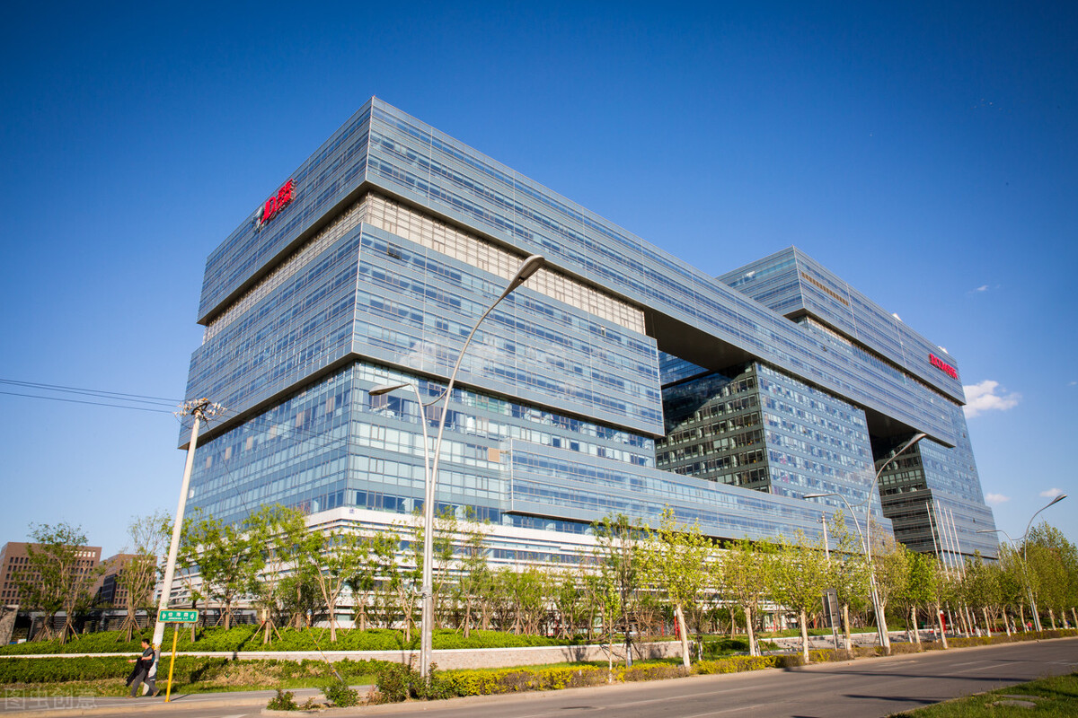 蚂蚁再遭约谈，京东主动收手，刘强东的努力白费了？