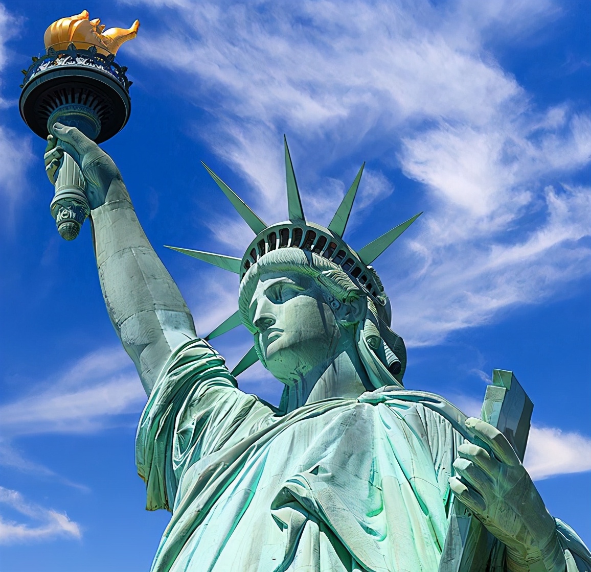 “中国芯”飞速赶超，美国拉全球19家企业探讨，“诡计”浮出水面