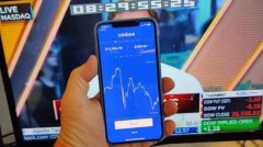 金融交易平台 Robinhood 和 Coinbase 跃居苹果应用商店前两名!