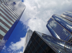 大摩：Q1交付超出预期，上调特斯拉（TSLA.US）目标价至900美元