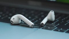苹果 AirPods 升级计划曝光：今年发布 AirPods 3
