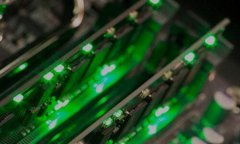 全球 DRAM 销售额同比大增 30%