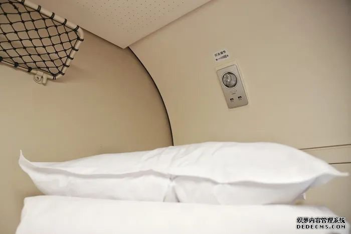 乌鲁木齐至西安直达列车更换为卧铺动车组:耐高寒、抗风沙