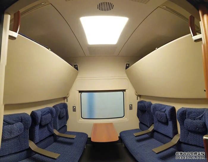 乌鲁木齐至西安直达列车更换为卧铺动车组:耐高寒、抗风沙