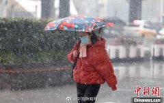 今年冬天南方出现雨雪冰冻的可能性很小